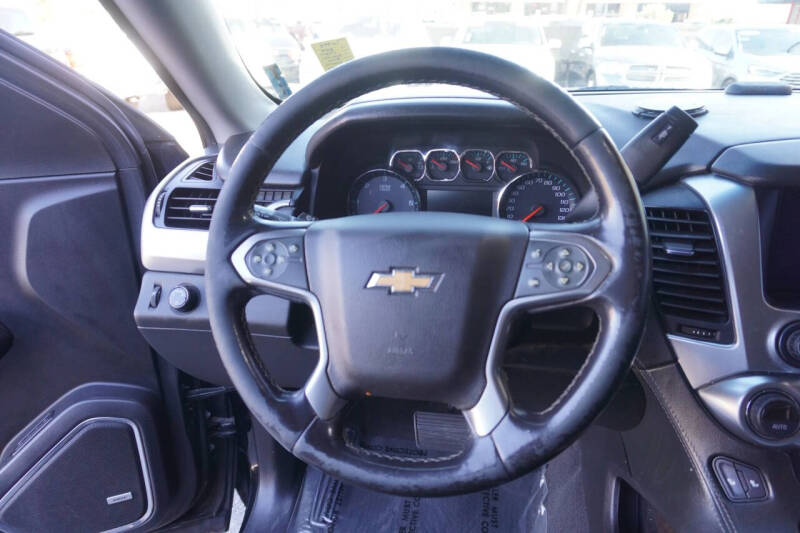 2019 Chevrolet Suburban LT