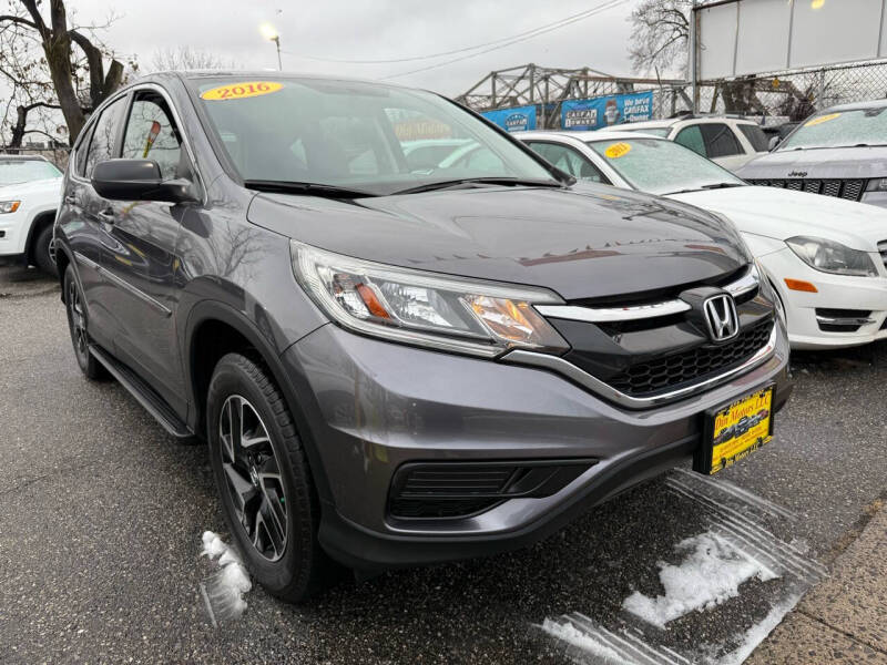 Used 2016 Honda CR-V SE with VIN 2HKRM4H43GH620977 for sale in Passaic, NJ