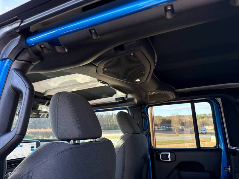 2026 Jeep Gladiator Willys