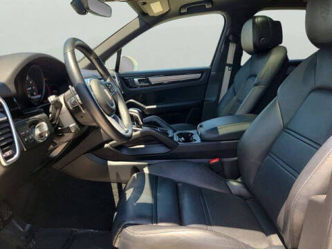 2023 Porsche Cayenne