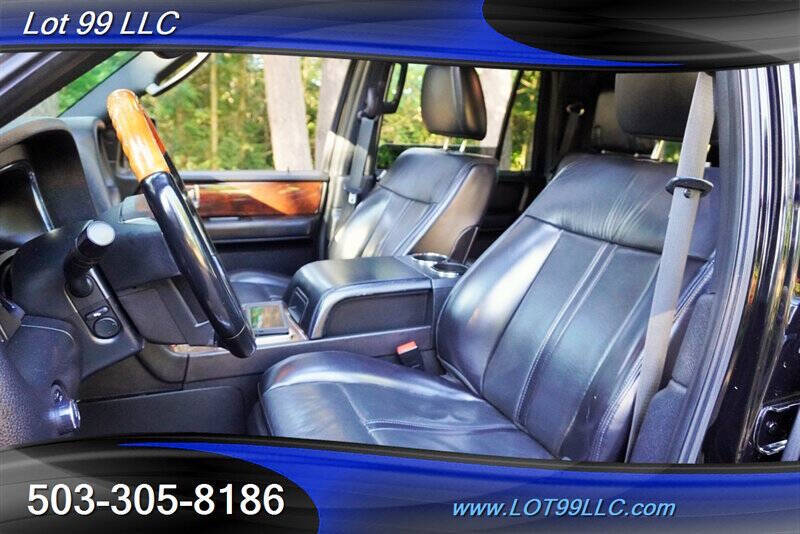 2017 Lincoln Navigator Select