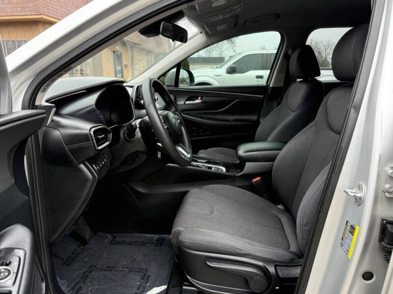 2019 Hyundai Santa Fe SE 2.4L