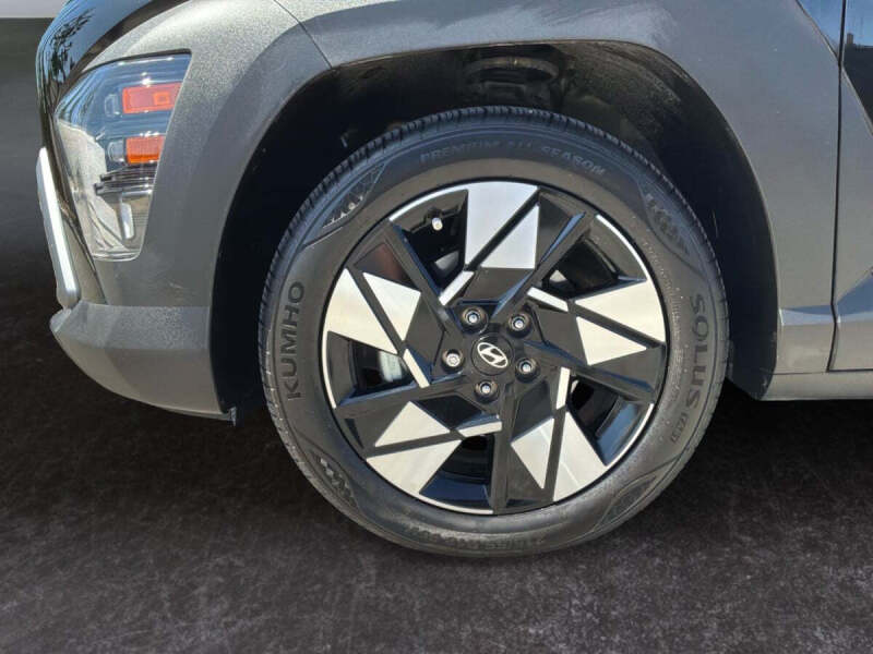 2025 Hyundai Kona SEL Convenience