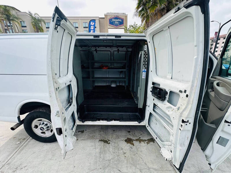 2009 GMC Savana 3500