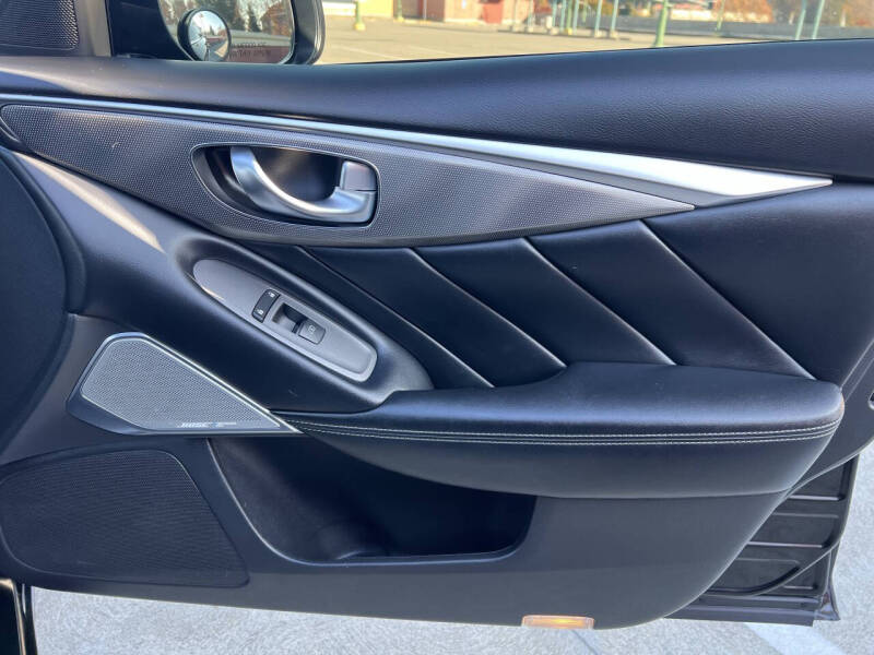 2016 Infiniti Q50 3.0T Premium