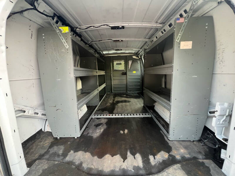 2018 Chevrolet Express 2500