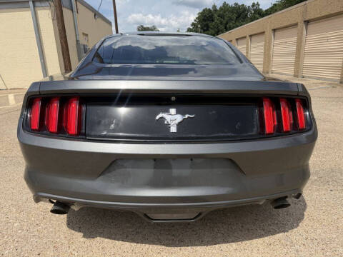 2015 Ford Mustang V6