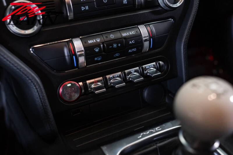 2022 Ford Mustang Mach 1
