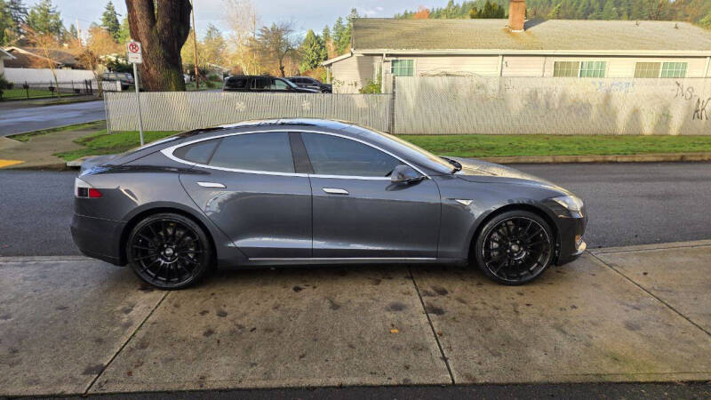 2014 Tesla Model S 85