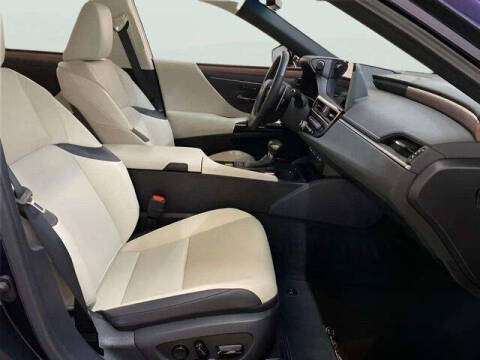 2025 Lexus ES 350