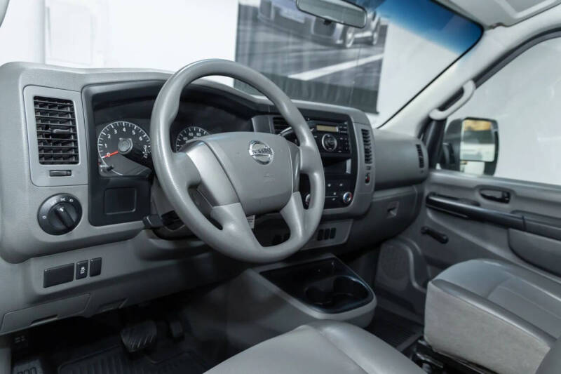 2014 Nissan NV