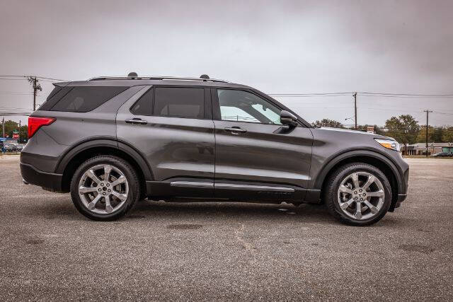 2020 Ford Explorer Platinum
