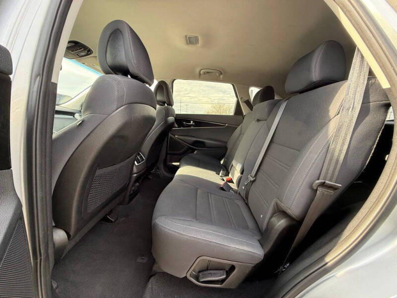2016 Kia Sorento LX