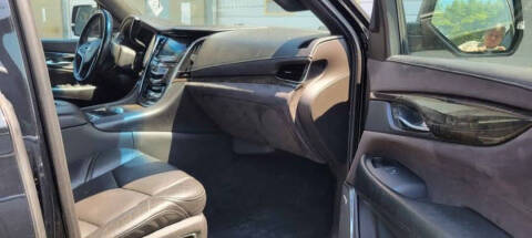 2016 Cadillac Escalade ESV Platinum