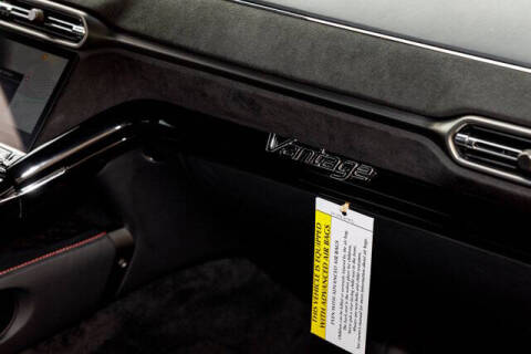 2025 Aston Martin Vantage