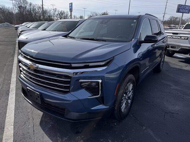 2025 Chevrolet Traverse LT