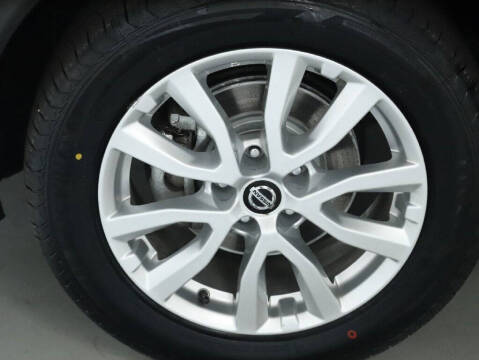 2022 Nissan Rogue Sport S