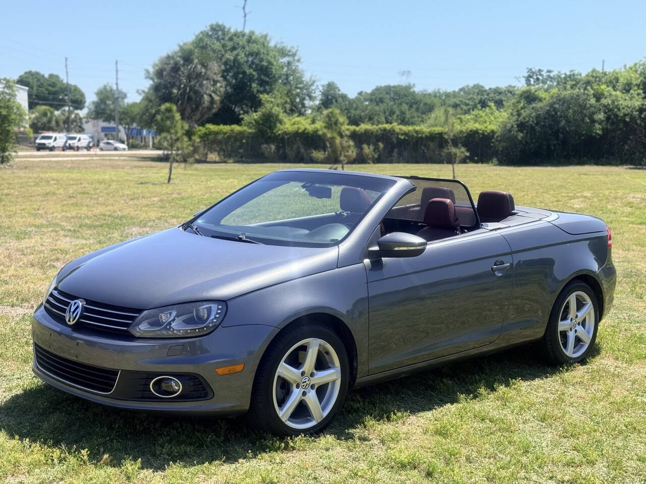 Gray 2013 Volkswagen Eos Lux SULEV Convertible Lux SULEV 2dr Convertible 2