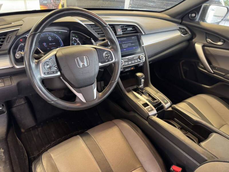 2017 Honda Civic Touring