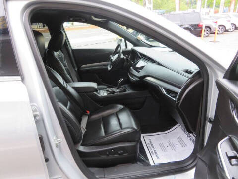 2020 Cadillac XT4 Premium Luxury