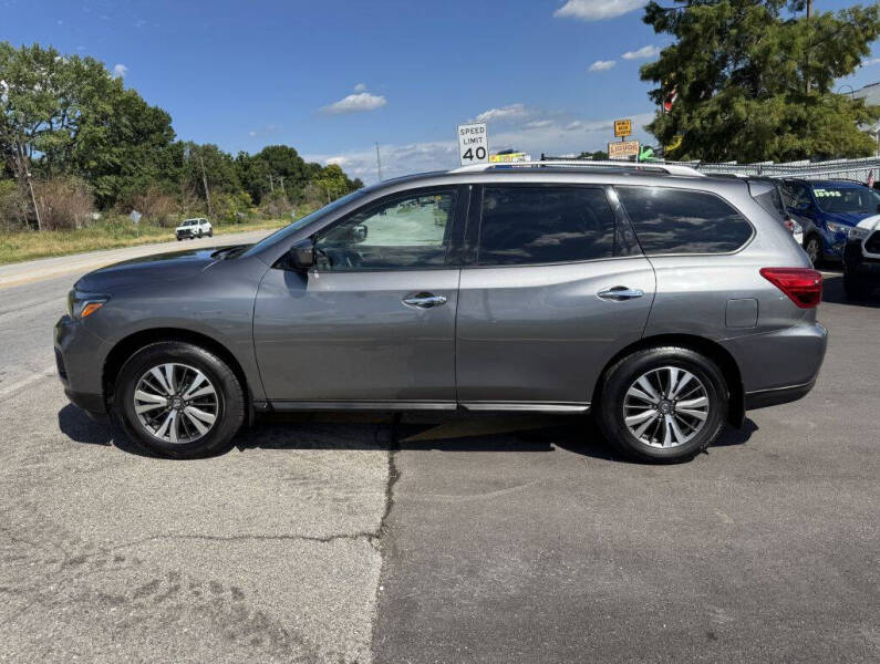 2017 Nissan Pathfinder S