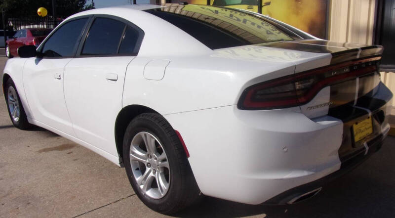 2015 Dodge Charger SE