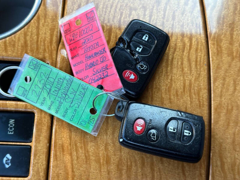 2010 Toyota Highlander Hybrid Limited