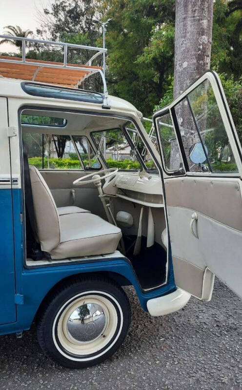 1974 Volkswagen Bus