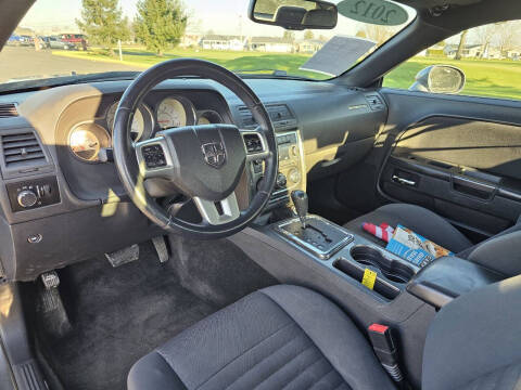 2012 Dodge Challenger SXT
