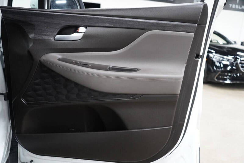 2019 Hyundai Santa Fe SE 2.4L