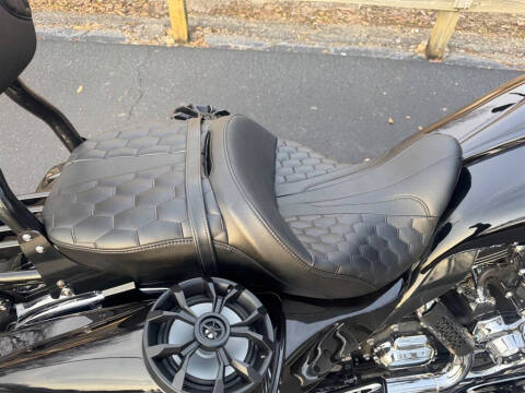 2014 Harley-Davidson FLHTCU103 -