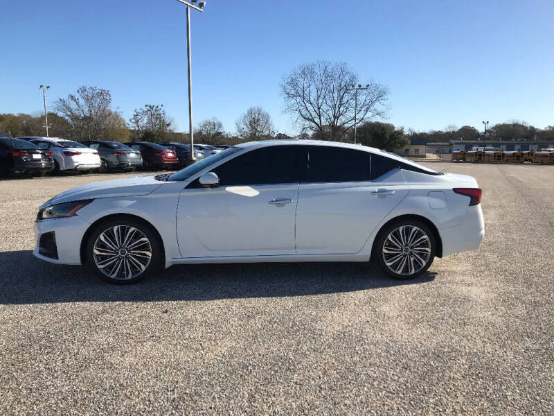 2024 Nissan Altima 2.5 SL