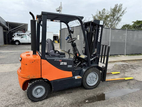 2007 Doosan D25s-5