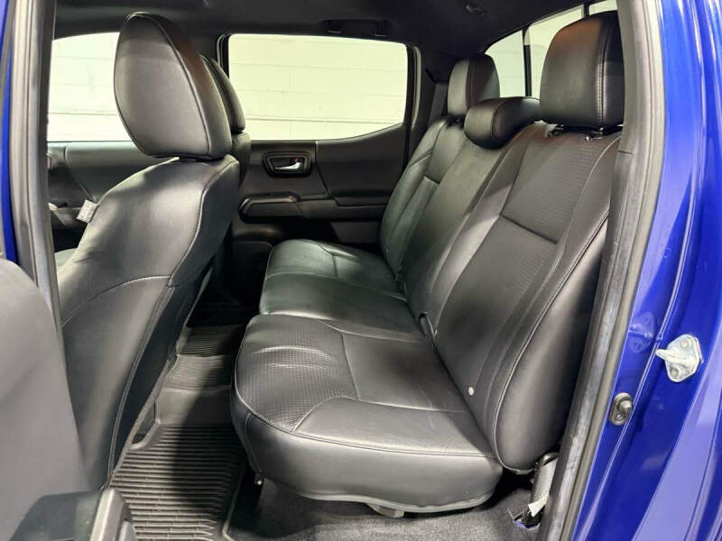 2023 Toyota Tacoma TRD Off-Road