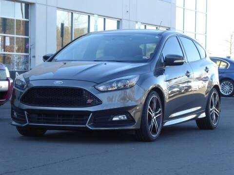 2016 Ford Focus for sale at Loudoun Motor Cars in Chantilly VA