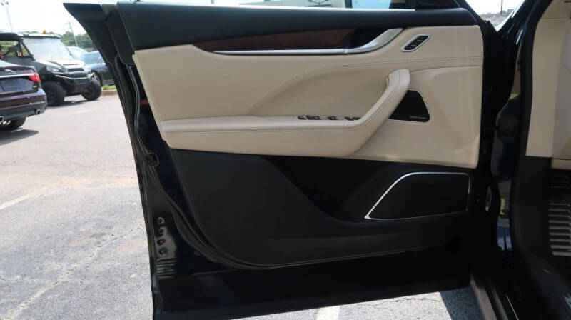 2017 Maserati Levante