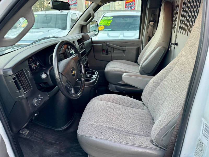 2022 Chevrolet Express 3500