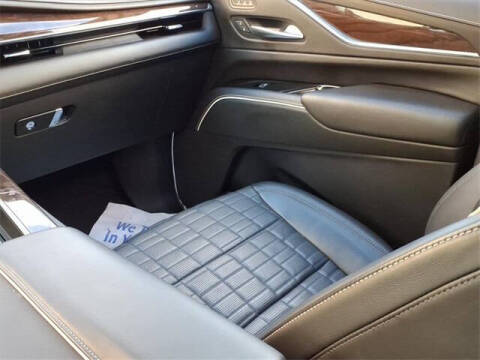 2023 Cadillac Escalade Premium Luxury Platinum