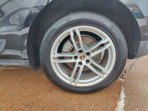 2015 Porsche Macan S