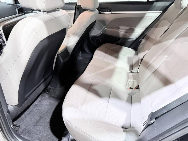 2019 Hyundai Elantra