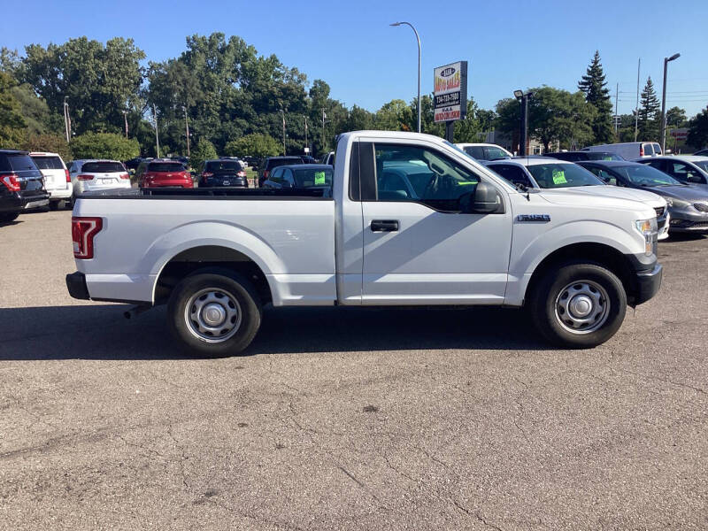 2016 Ford F-150 XL photo 8