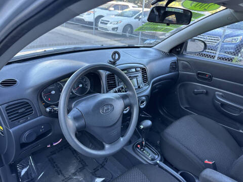2009 Hyundai Accent GS