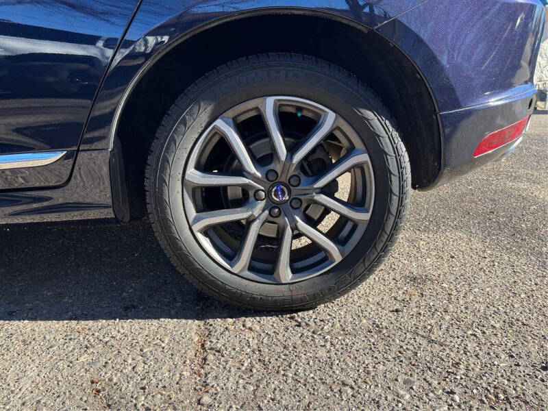 2017 Volvo XC60 T6 Dynamic