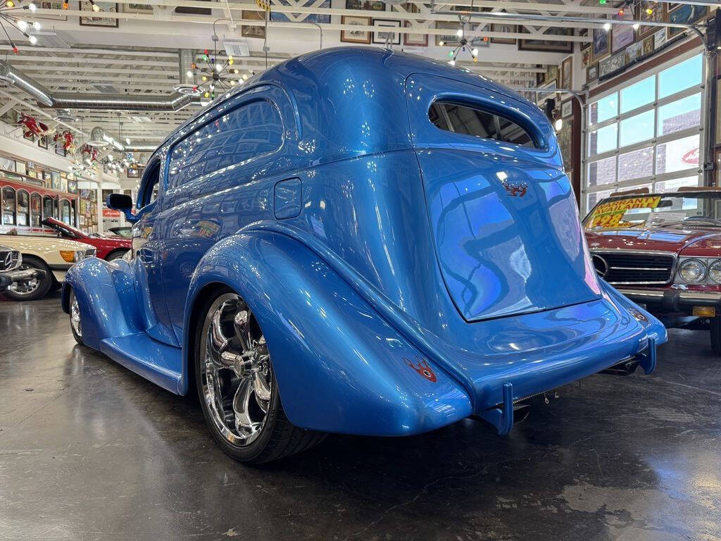 1937 Ford Delivery Van 7