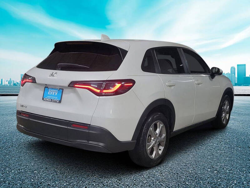 2024 Honda HR-V LX