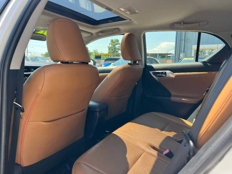 2013 Lexus CT 200h