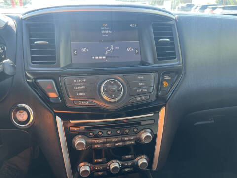 2017 Nissan Pathfinder S