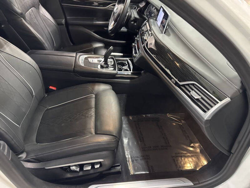 2017 BMW 7 Series 750i xDrive