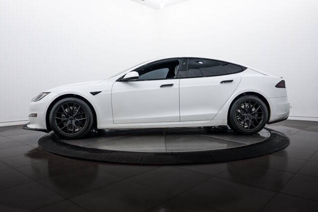 2022 Tesla Model S Plaid
