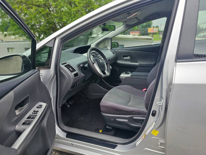 2012 Toyota Prius v Three
